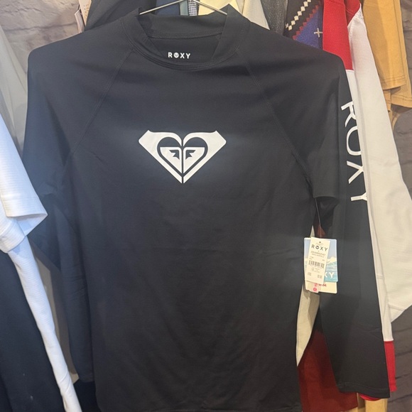 28. Roxy • NWT $56 Rash Guard - Picture 3 of 3